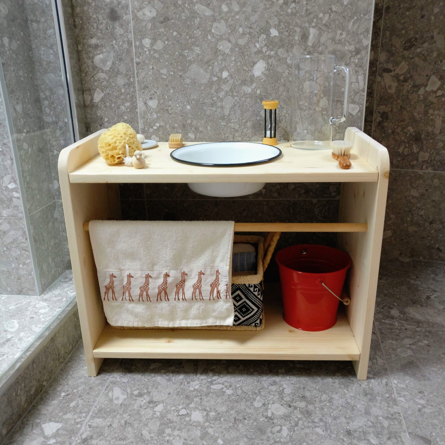 Manine Montessori Washing Station