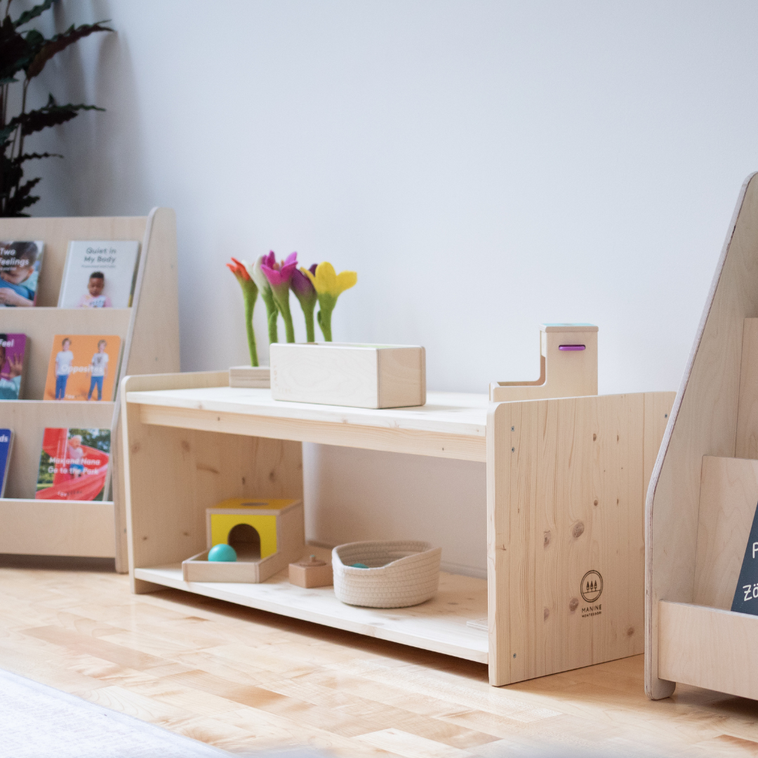 Manine Montessori Low Baby Shelf