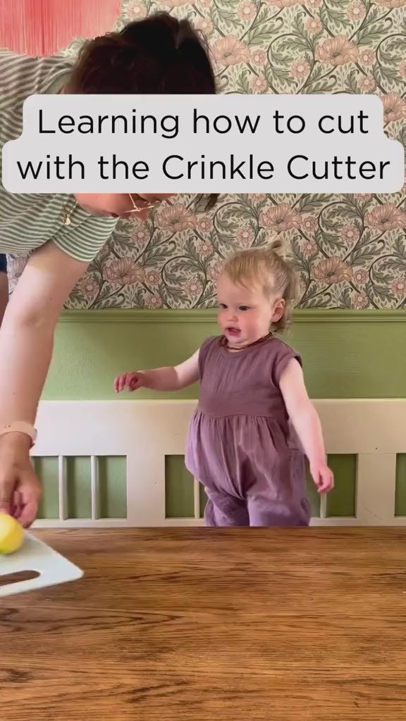 Montessori Kitchen Tools Set: crinkle cutter + dishwashing brush + coo –  Manine Montessori