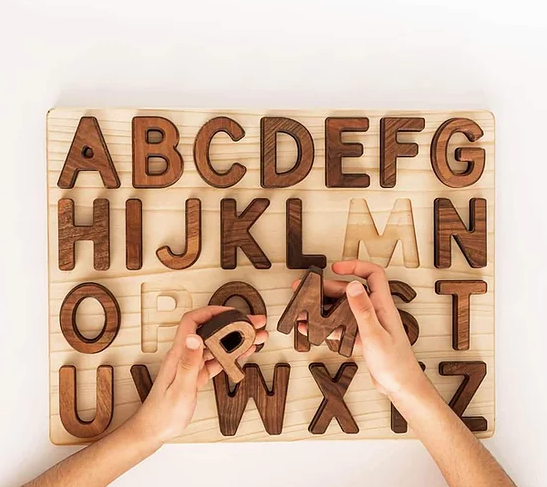 Puzzle alphabet majuscule