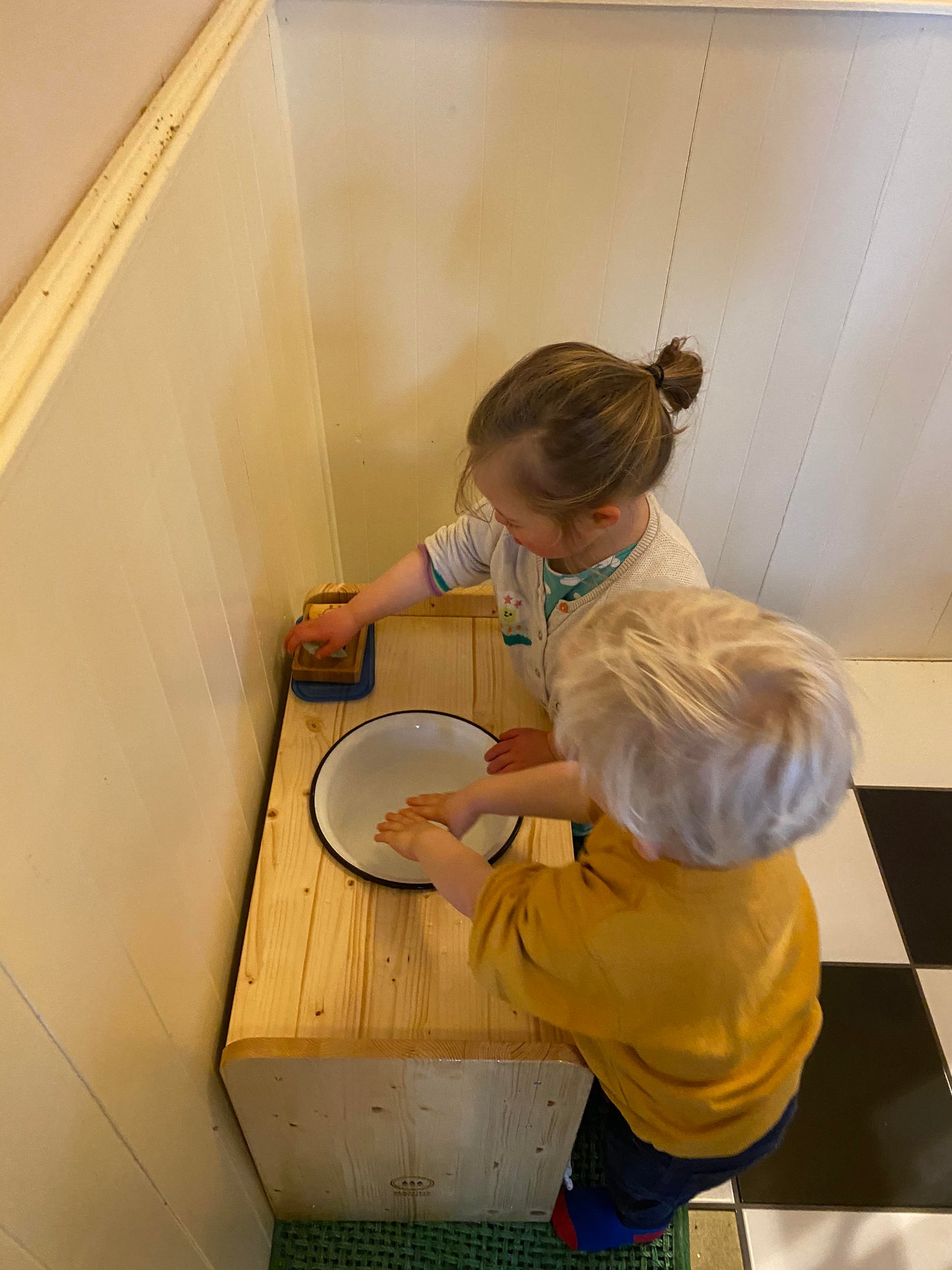 Station de lavage Manine Montessori 
